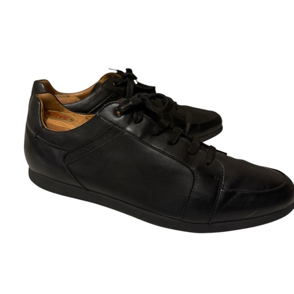 Hugo Boss leather sneakers in great conditions - Picture 3 of 9